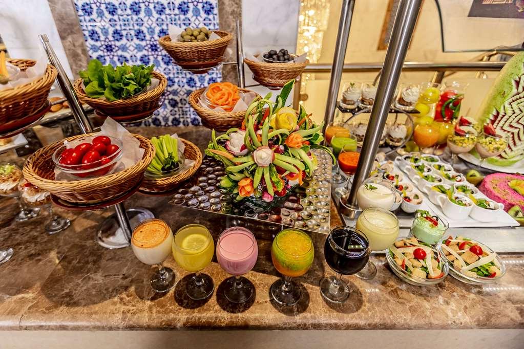 Tulip Inn Al Dar Rawafed Medina Restoran foto