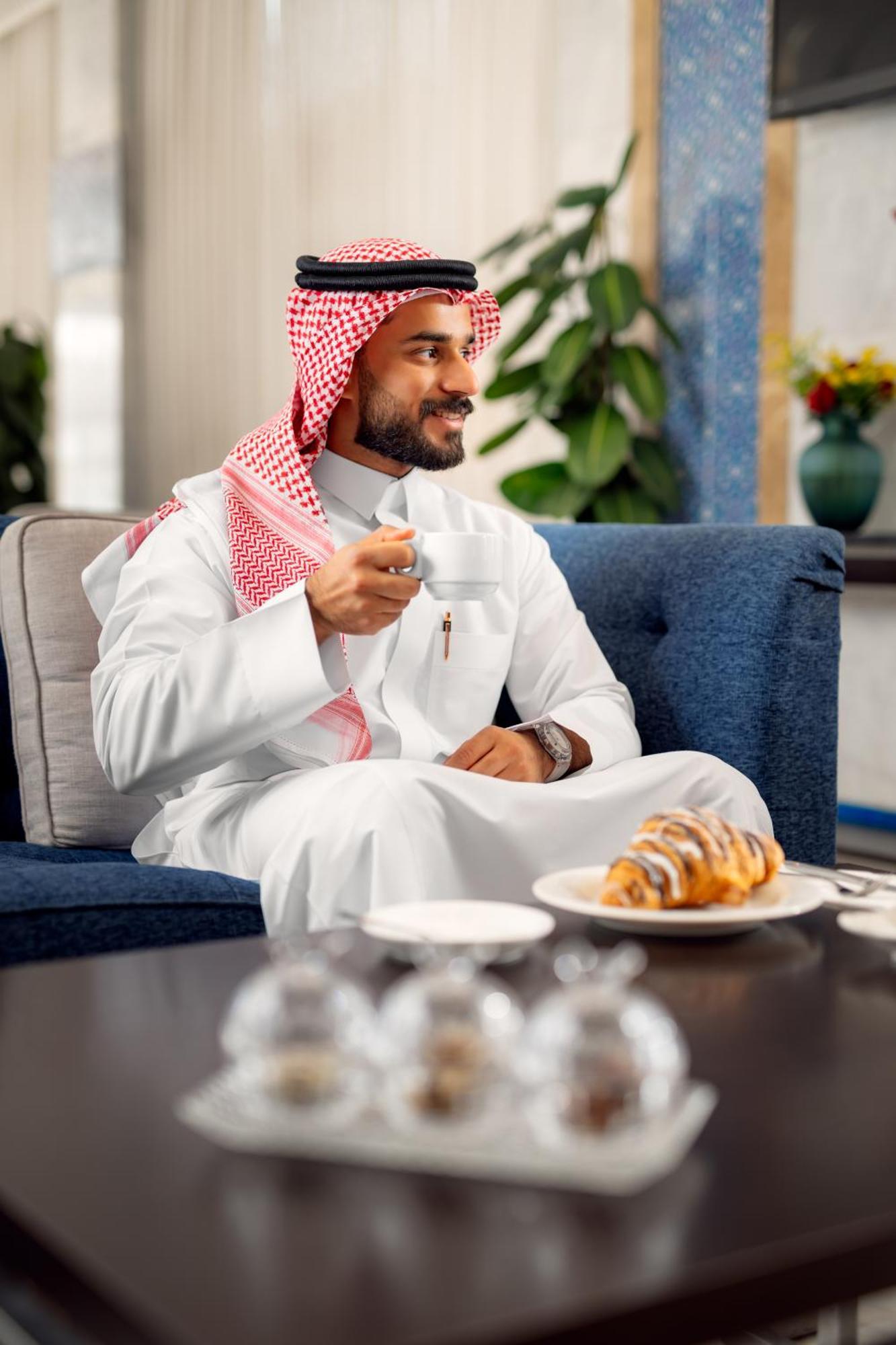 Tulip Inn Al Dar Rawafed Medina Bagian luar foto